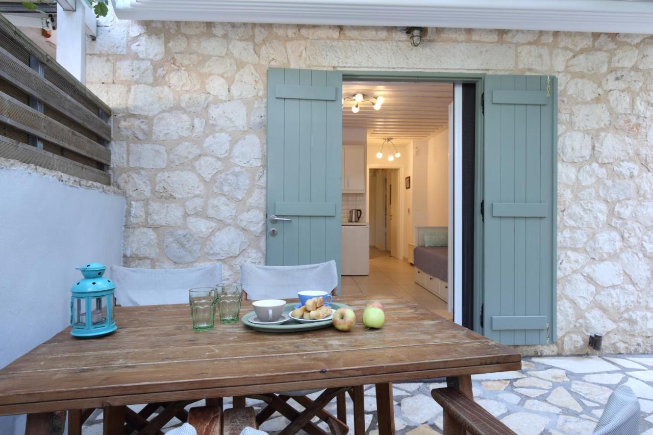 Wild Sea Apartments Agios Nikitas Exterior photo